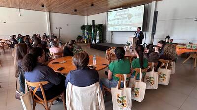 Laranjeiras do sul sedia seu 1º Encontro Regional de Coordenadoras da Comissão de Mulheres da Faep